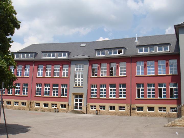 Image - École à Tétange